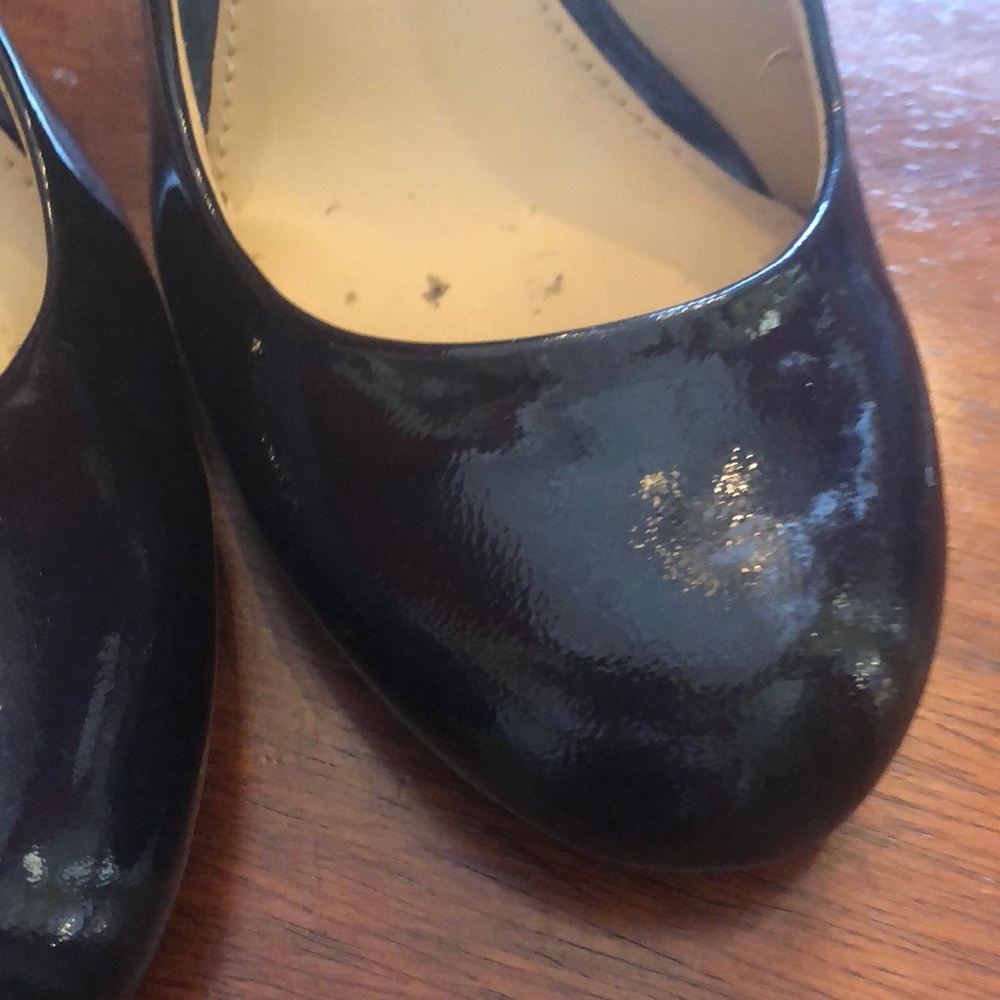Shoes - Picture 4 of 4